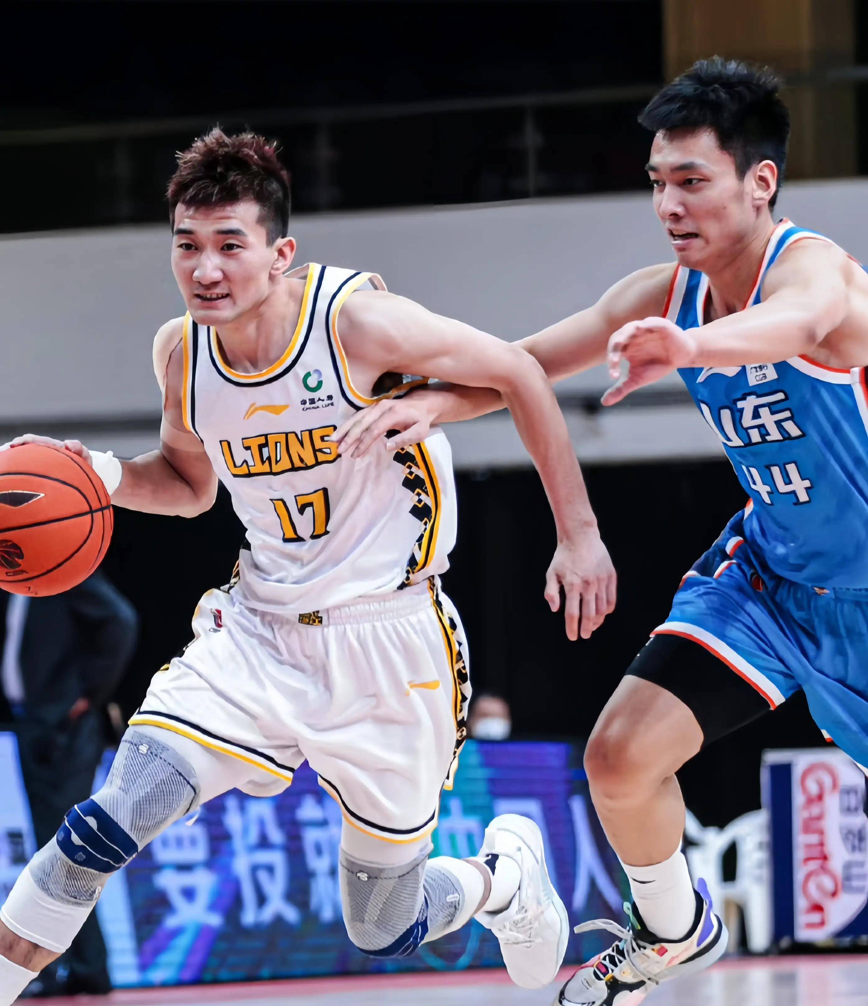 筹码深度和 筹码深度和