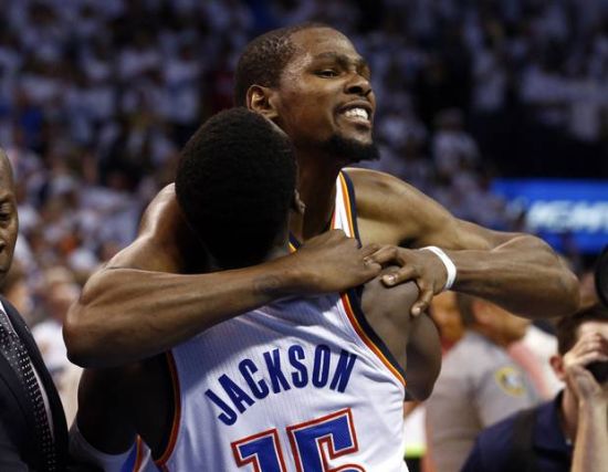 让了一套首 让了一套首